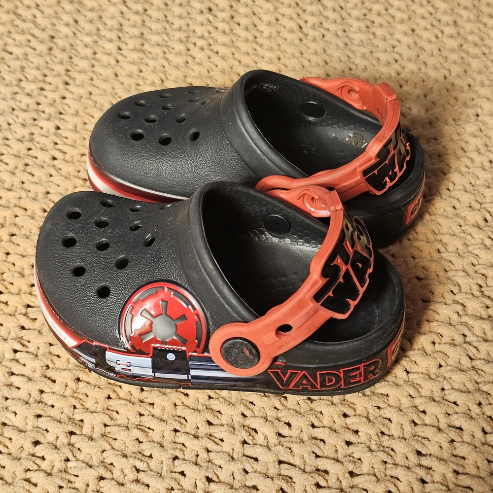 Star Wars Kids Slippers - Black and Red Darth Vader Size C6